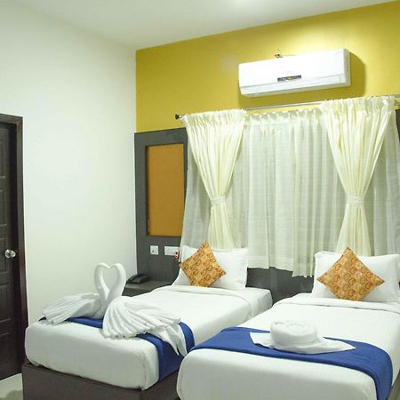 Gemars Comforts Bed & Breakfast Mysore Exterior foto